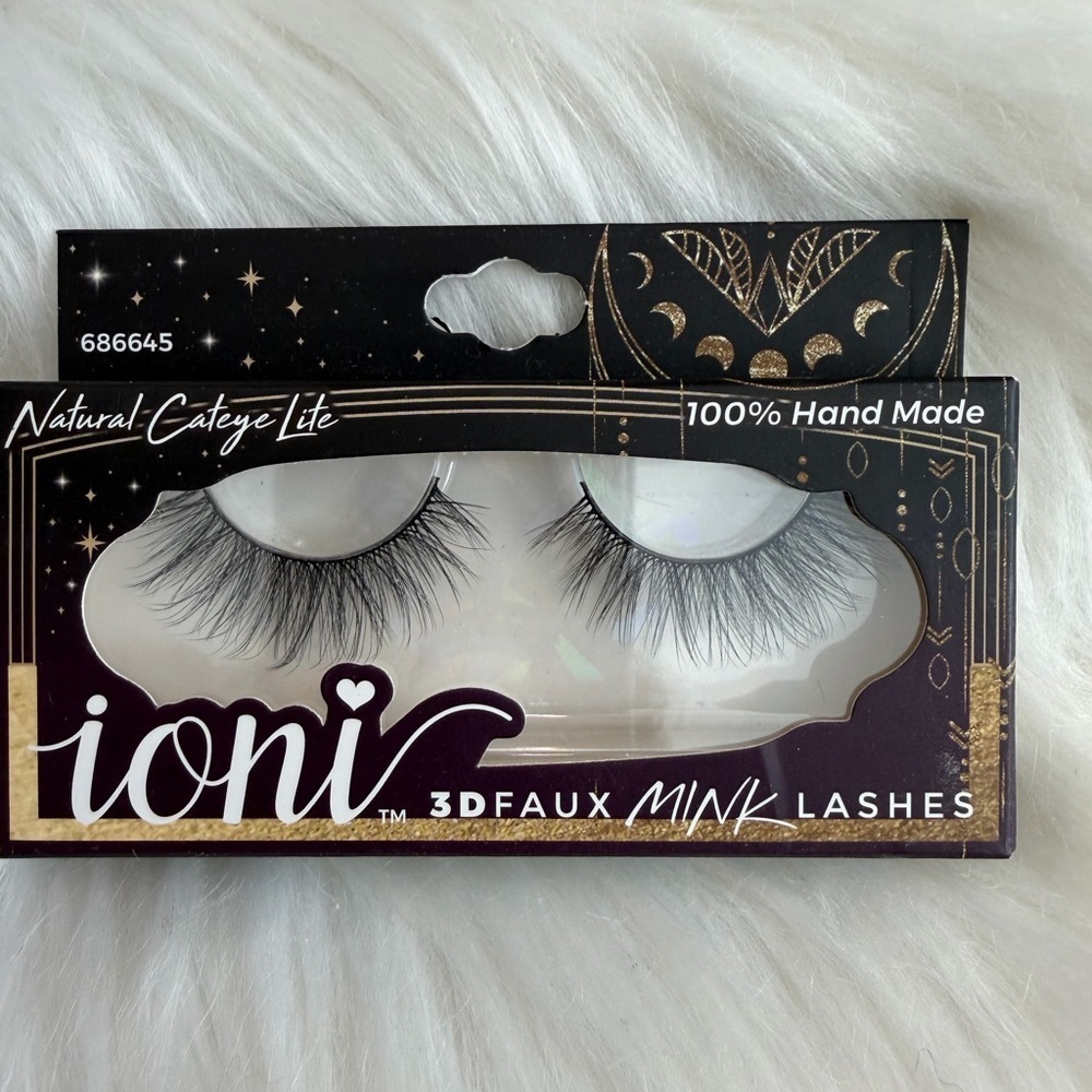 🩷5/$10 Ioni 3D Faux Mink Lashes
